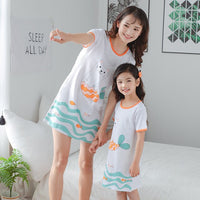 Mother Daughter Dressing Gown Nightdress Mom and Me Clother Girls Princess Dress Baby Pajamas Nightgown Cotton Causal Homewear