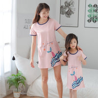 Mother Daughter Dressing Gown Nightdress Mom and Me Clother Girls Princess Dress Baby Pajamas Nightgown Cotton Causal Homewear